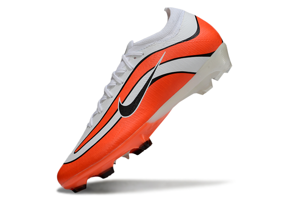 Close-up view of Nike Air Zoom Mercurial Vapor XVI R9 Elite Football Boots.
