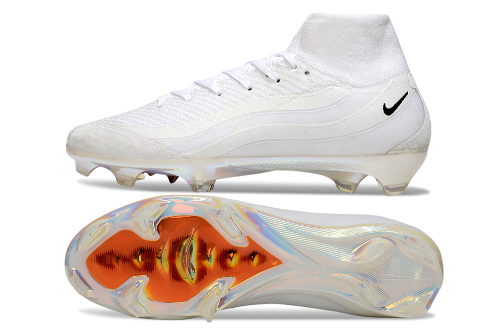 Side view of Nike Mercurial Superfly X Elite and Air Max 95 SE