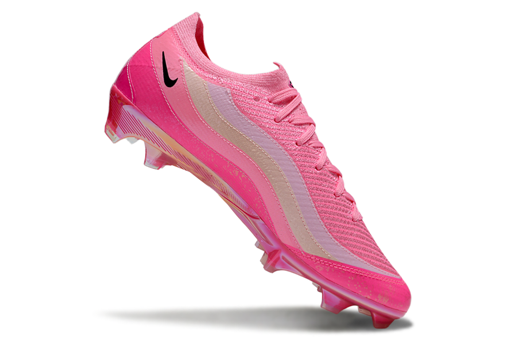Nike Mercurial Vapor XVI Elite x Air Max 95 SE, innovative soccer cleat design