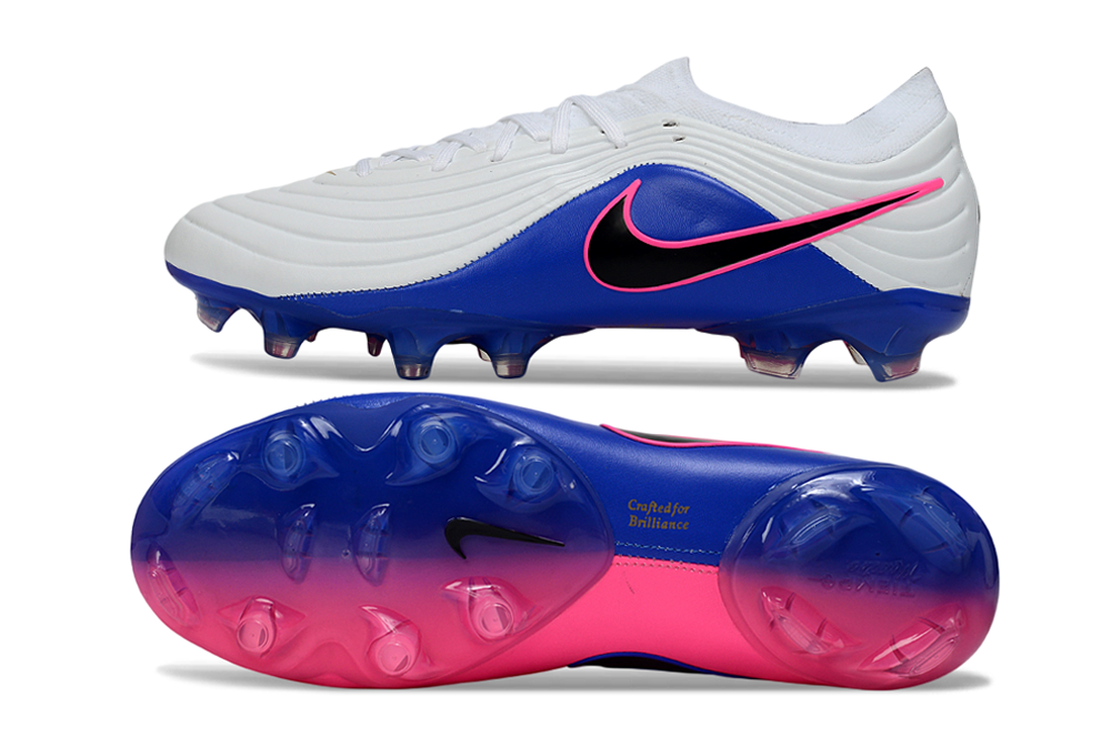 Nike Tiempo Legend Maestro Elite FG football boot sole and studs for traction