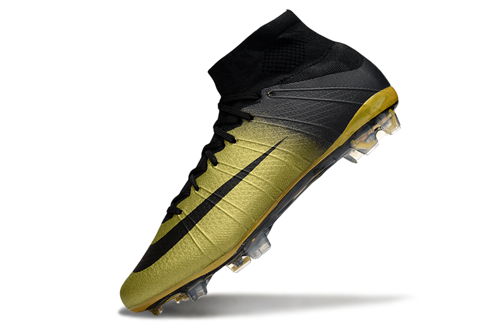 Close-up of Nike Mercurial Superfly IV Elite Football Boots FG CR7 Elite Version