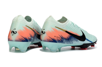 Top view of Nike Air Zoom Mercurial Vapor XVI Elite FG United 002 football boot