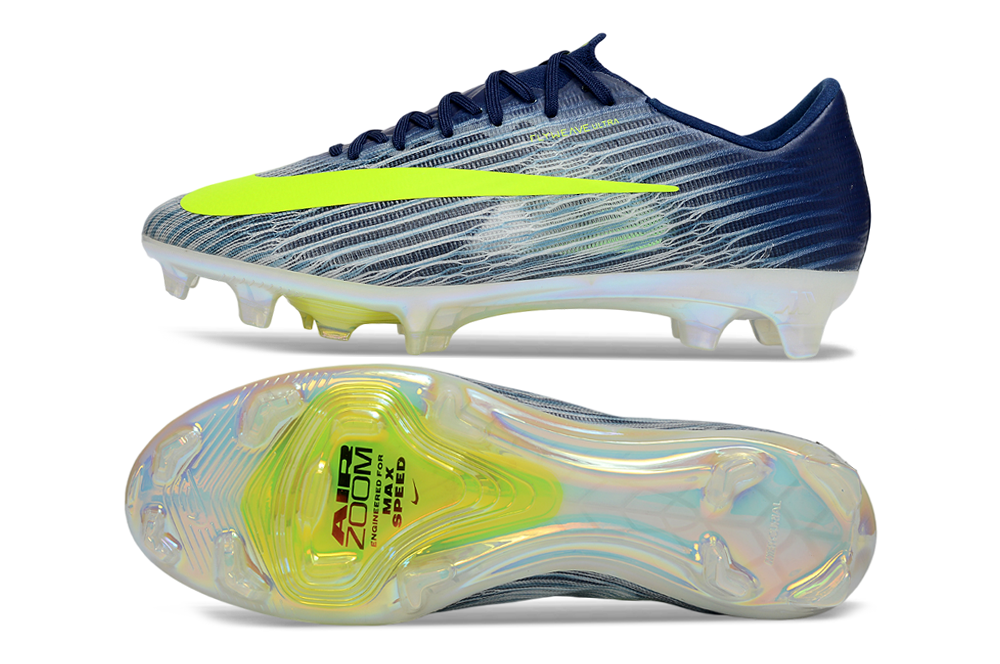 Professional soccer footwear with advanced Zoom Air cushioning