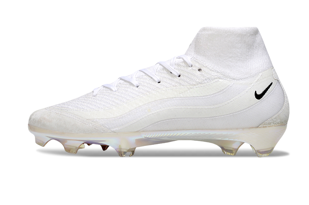 Nike Mercurial Superfly X Elite and Air Max 95 SE Sneaker