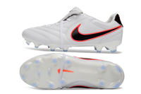 Nike Tiempo Ligera Pro LE Elite FG showcases lightweight and responsive technology for elite football performance.