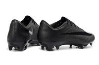 Nike Air Zoom Mercurial Vapor XVII Elite Elite Football Cleats for speed, agility and professional soccer