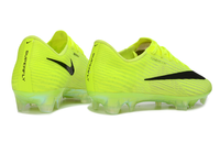 Detailed look at the advanced features of the Nike Air Zoom Mercurial Vapor XVII Elite Football Cleats.